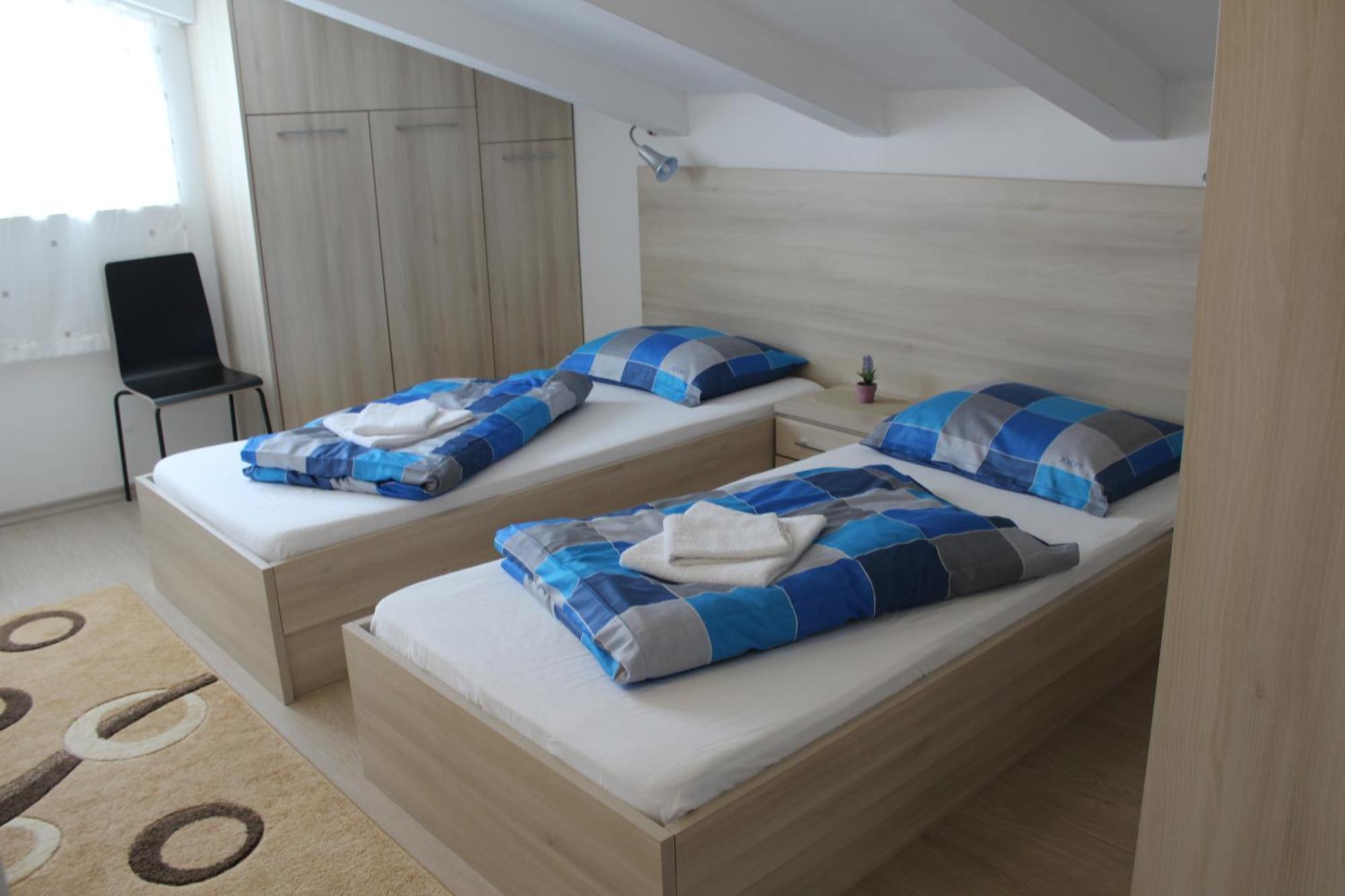 Adria Sun Apartments โวดีเซ ห้อง รูปภาพ