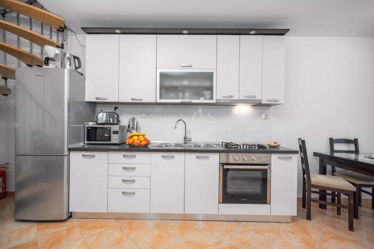 Adria Sun Apartments โวดีเซ ภายนอก รูปภาพ